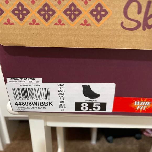 Skechers bootie wide fit - Picture 3 of 4